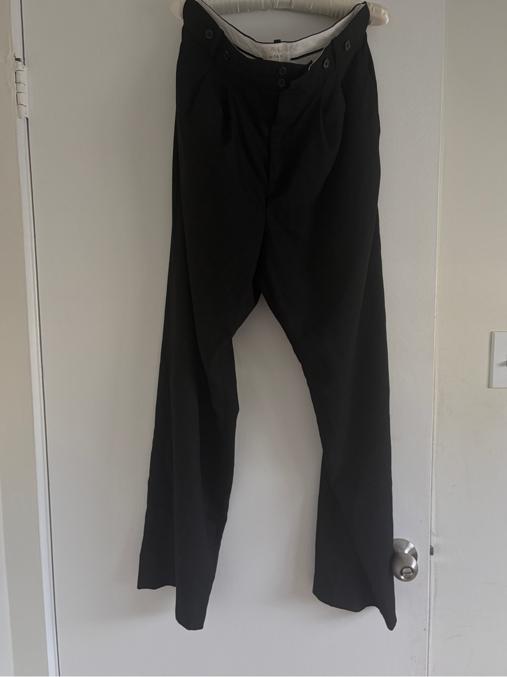 Doen Black Men's Dress Trousers - Relaxed Tailored Cut